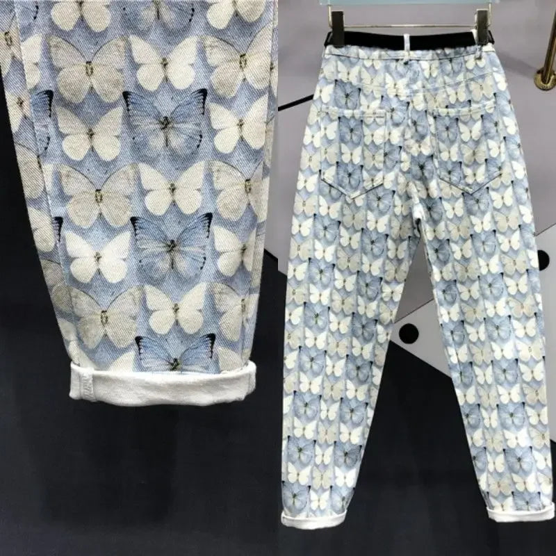 Butterfly Embroidery Cropped Jeans