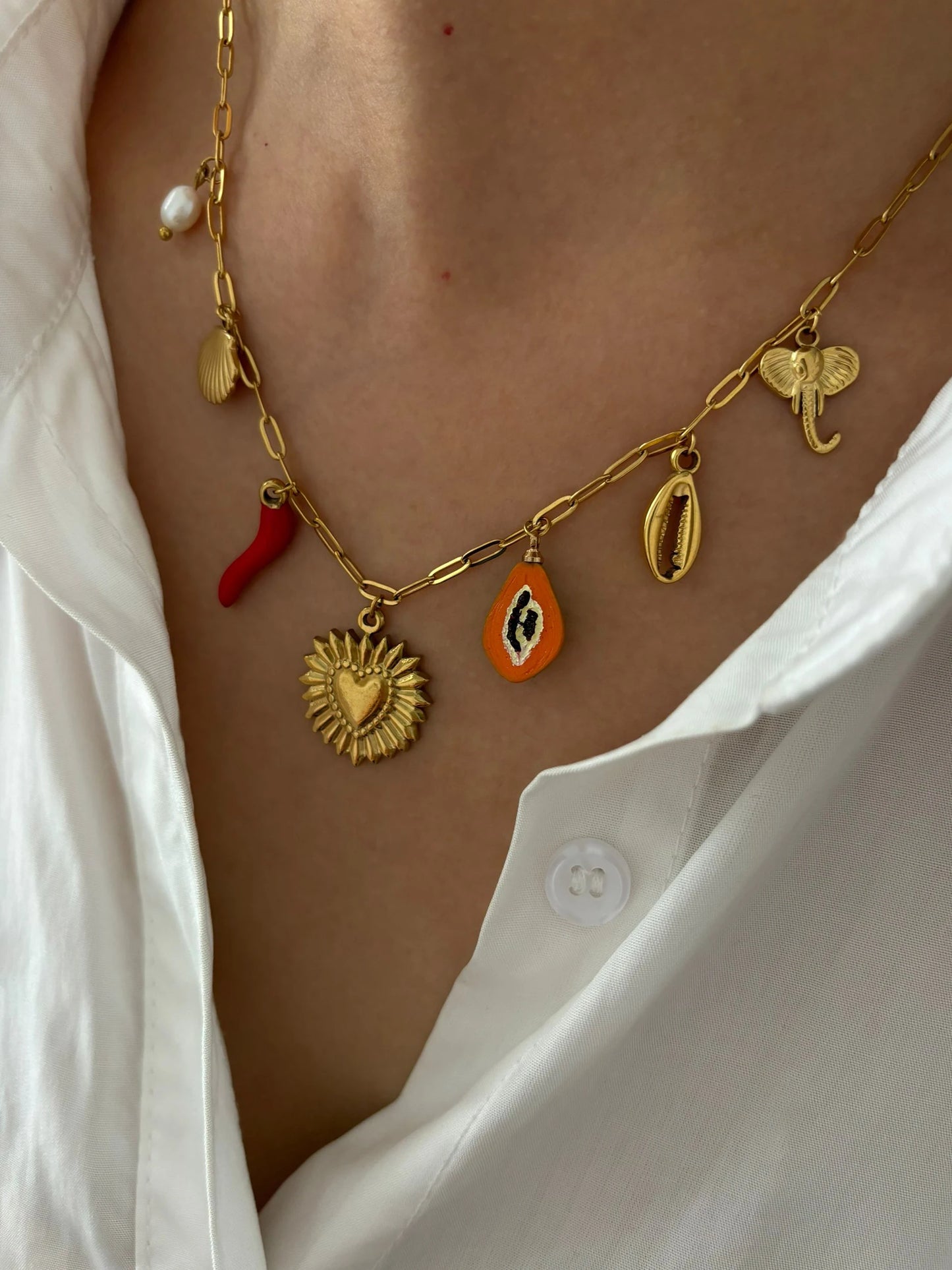 Peri'sbox Boho Pearl Red Enamel Pepper Shell Heart Pendant Necklace, Beach Party Gift Waterproof